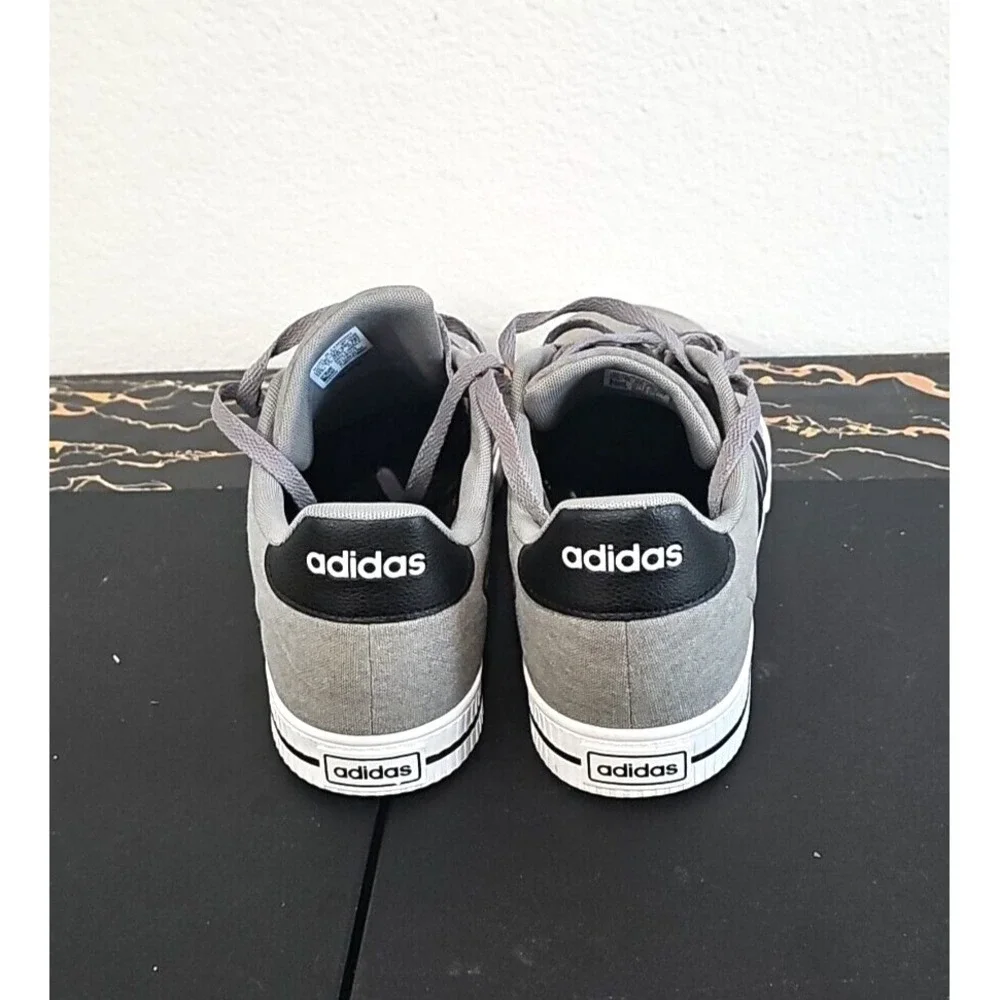 ADIDAS Men's Athletic Sneakers Grey & Black Shoes FW3270 Size 11.5